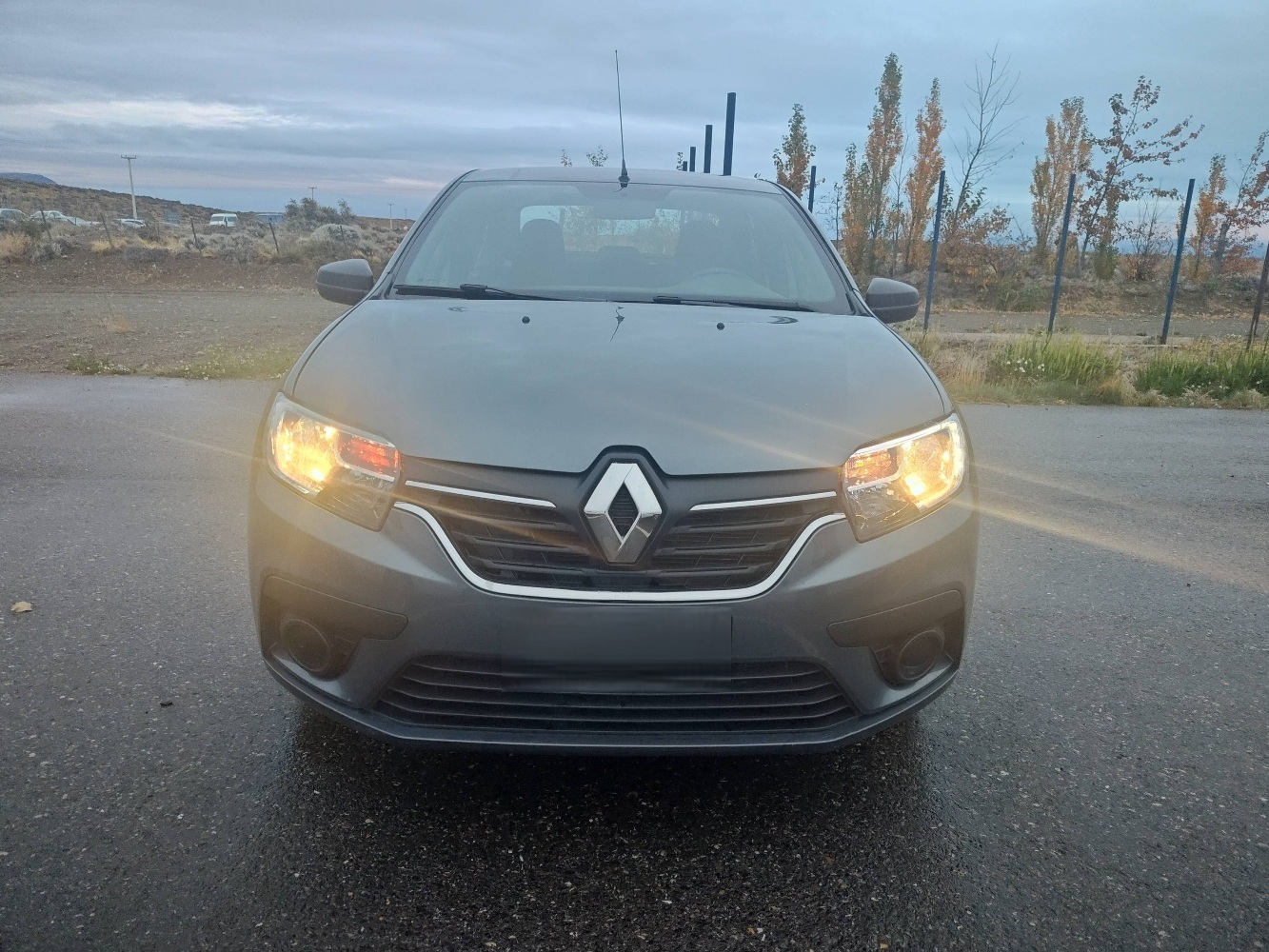 Foto de Renault LOGAN PH2 LIFE 1.6