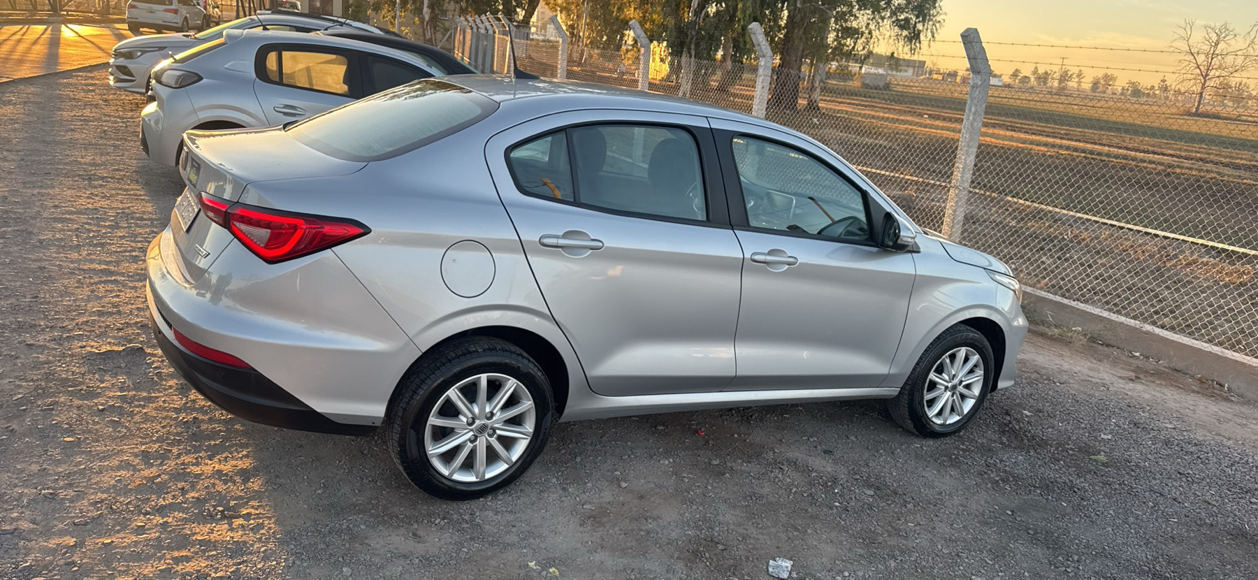 Foto de Fiat CRONOS DRIVE 1.3 GSE BZ Conectividad