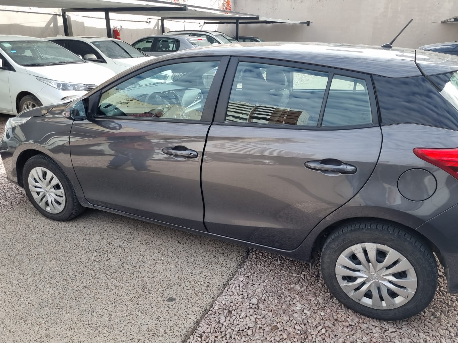 Foto de Toyota YARIS XS 1.5 6M/T 5P