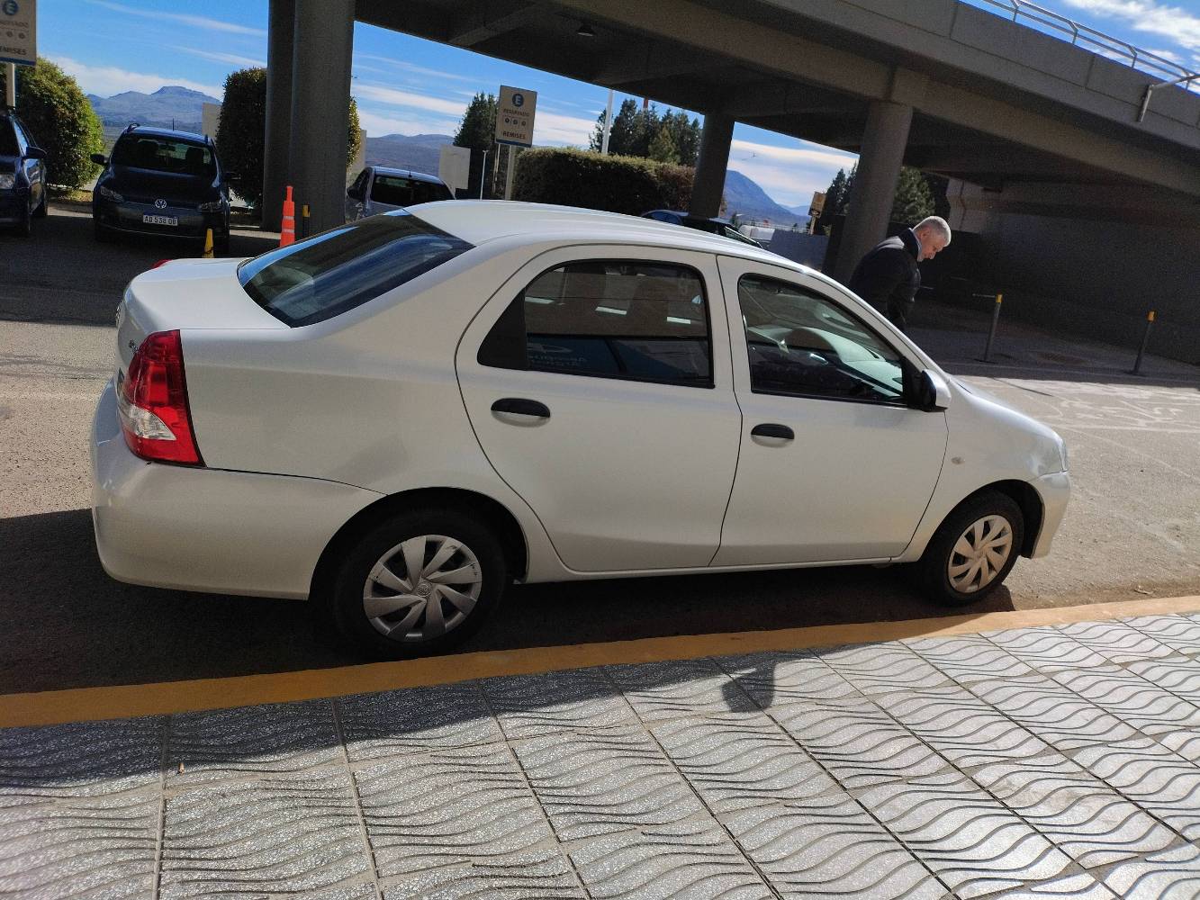 Foto de Toyota ETIOS X 1.5 6M/T 4P
