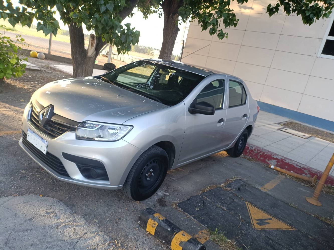 Foto de Renault Logan Ph2 Life 1.6