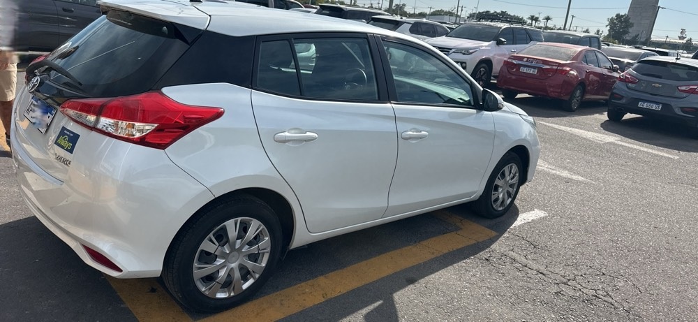 Foto de Toyota YARIS XS 1.5 6M/T 5P