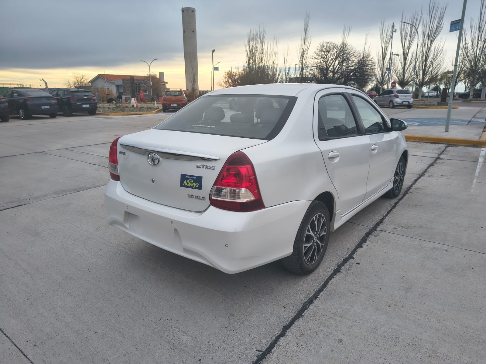 Toyota ETIOS XLS PACK 1.5 4A/T 4P